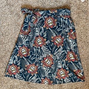 Roolee Skirt - size Large